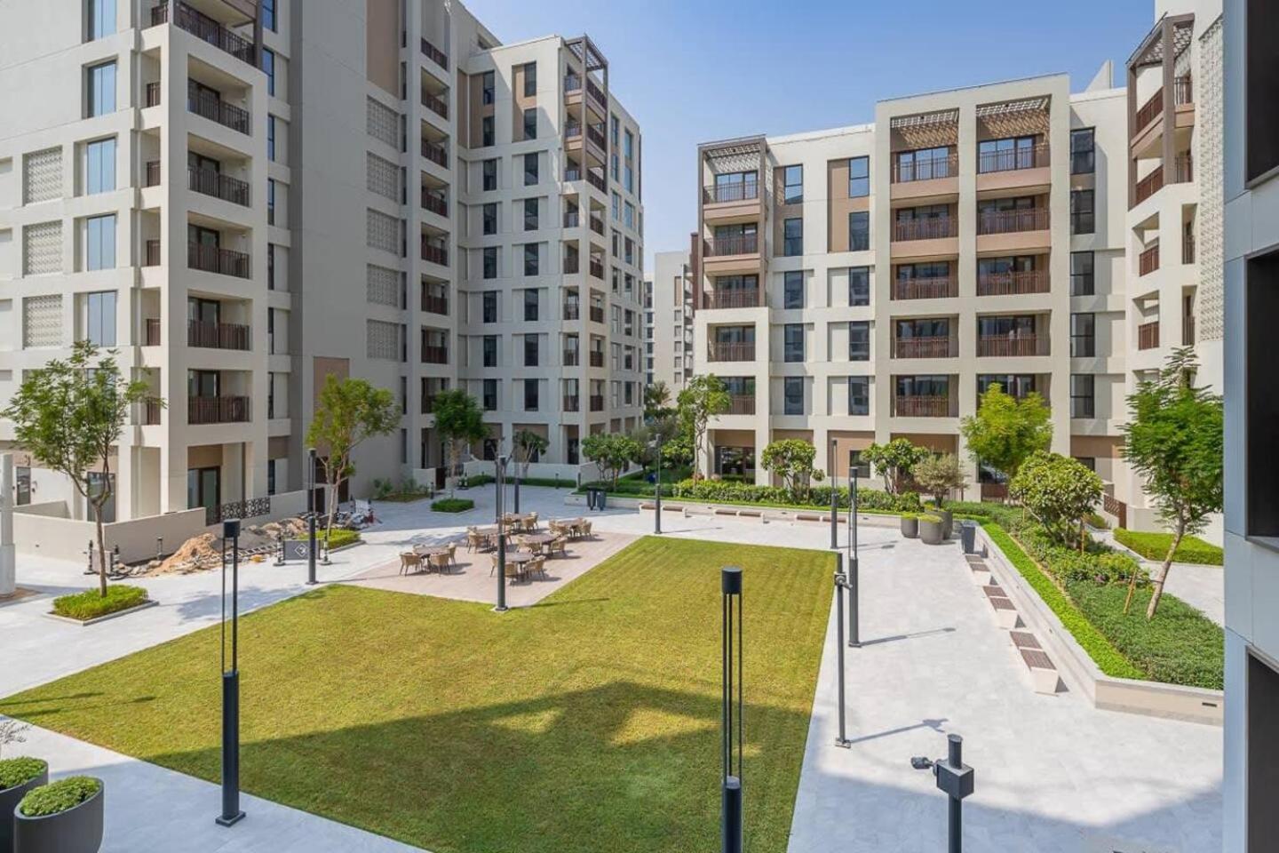 Apartment Primestay - Breeze At Creek Beach 1br In Creek Harbour With Private Beach